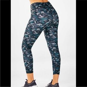 Fabletics camo leggings